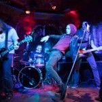 Melanculia - Mit voller Power in der Freak Show